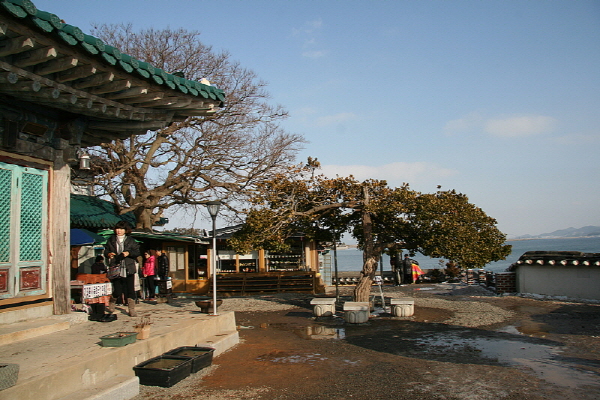 14차 사찰순례 수덕사 간월암 - 간월암 마당