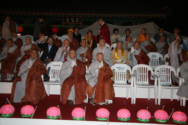 2011 부처님오신날 제등행렬 길거리 풍경 - 길거리 풍경